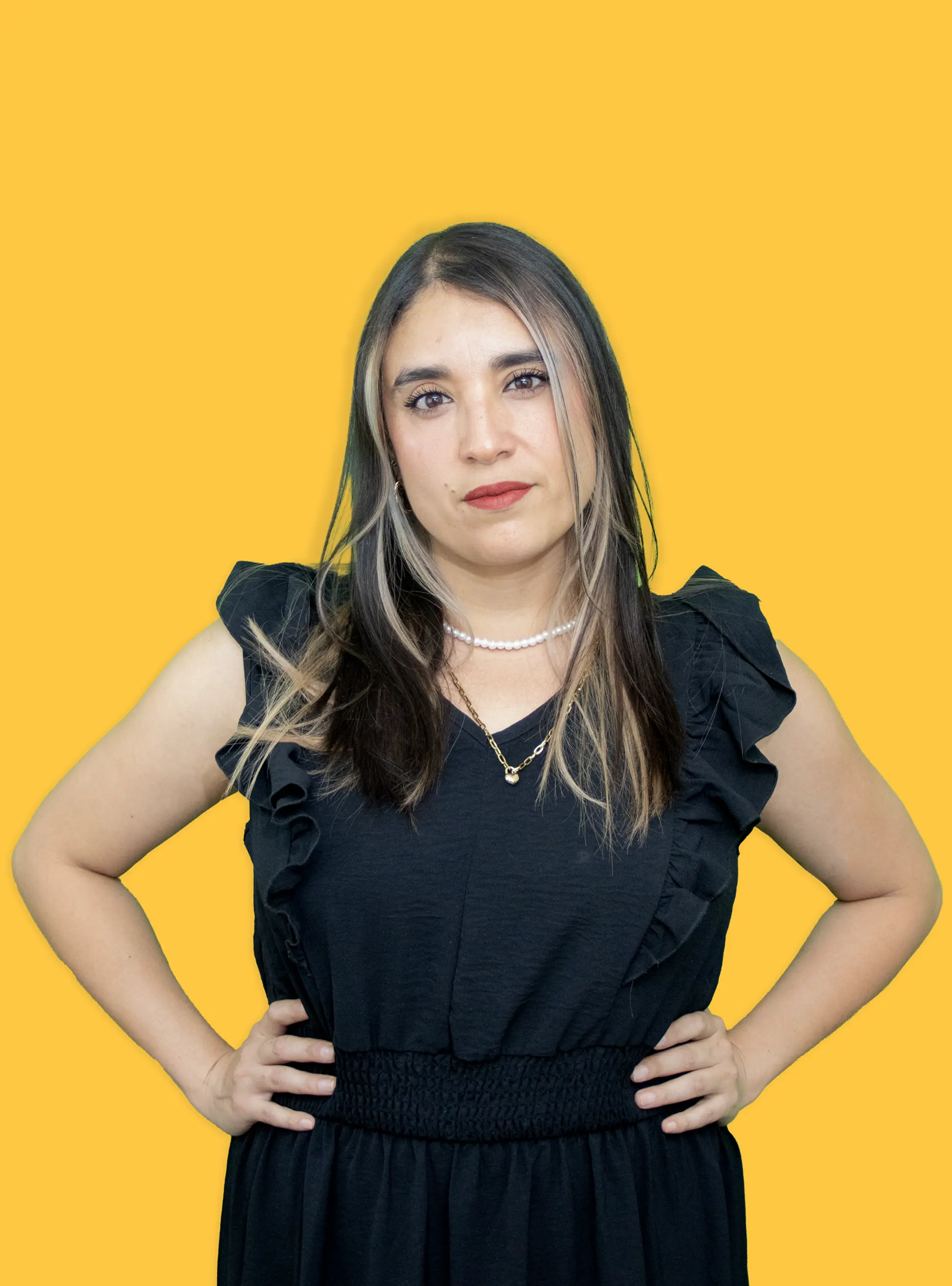Cinthia-Candelaria-full-2